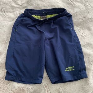 Eddie Bauer boys hybrid shorts size 7/8